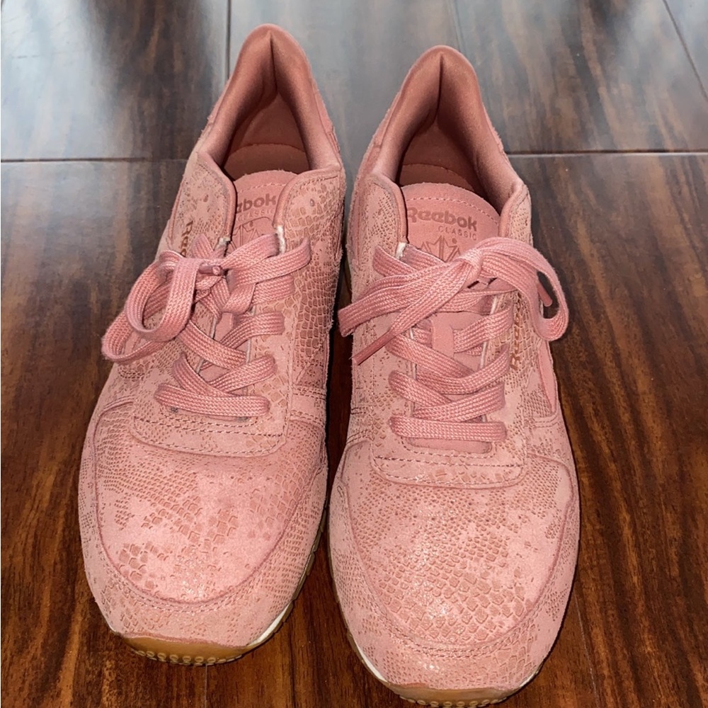 Blush Pink snake Print Classic Reebok